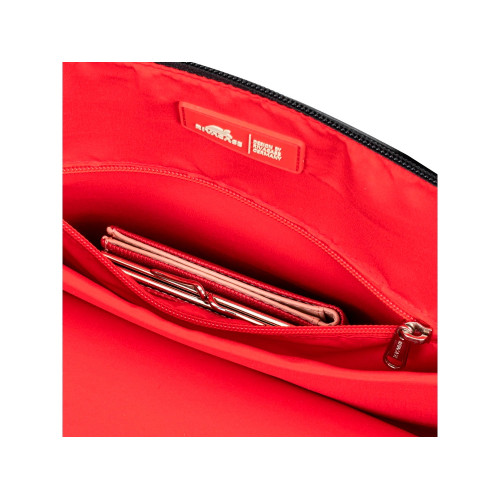 RIVACASE 8992 black сумка женская для ноутбука 14 и MacBook Pro 16 / 6